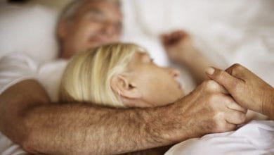 الجماع بعد سن اليأس .. دليلك الصحي
