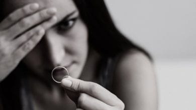 نقاط ضعف المرأة المطلقة