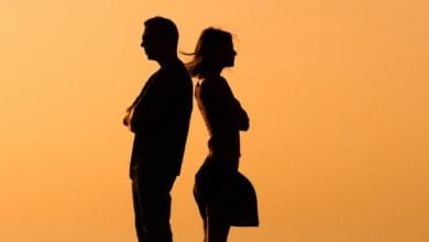 علامات الزوجة التي تريد الطلاق